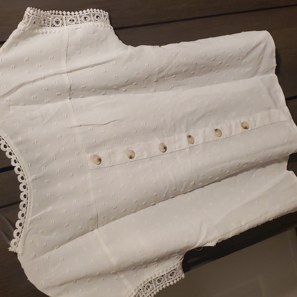 🎉HP🎉New boutique swiss dot lace splicing top - Picture 10 of 11